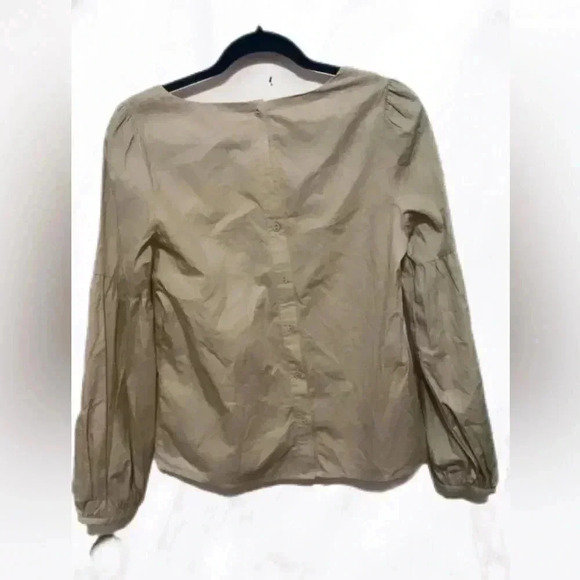 En Saison beige square neck long sleeve lightweight back button top S - Picture 2 of 4